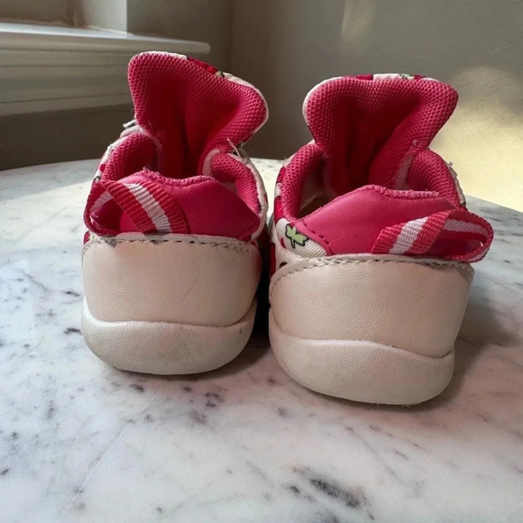 Toddler Slip-on Sneakers, white with strawberry pattern, size 5 - Picture 3 of 4